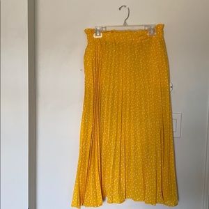 Polka Dot Pleated Midi Skirt